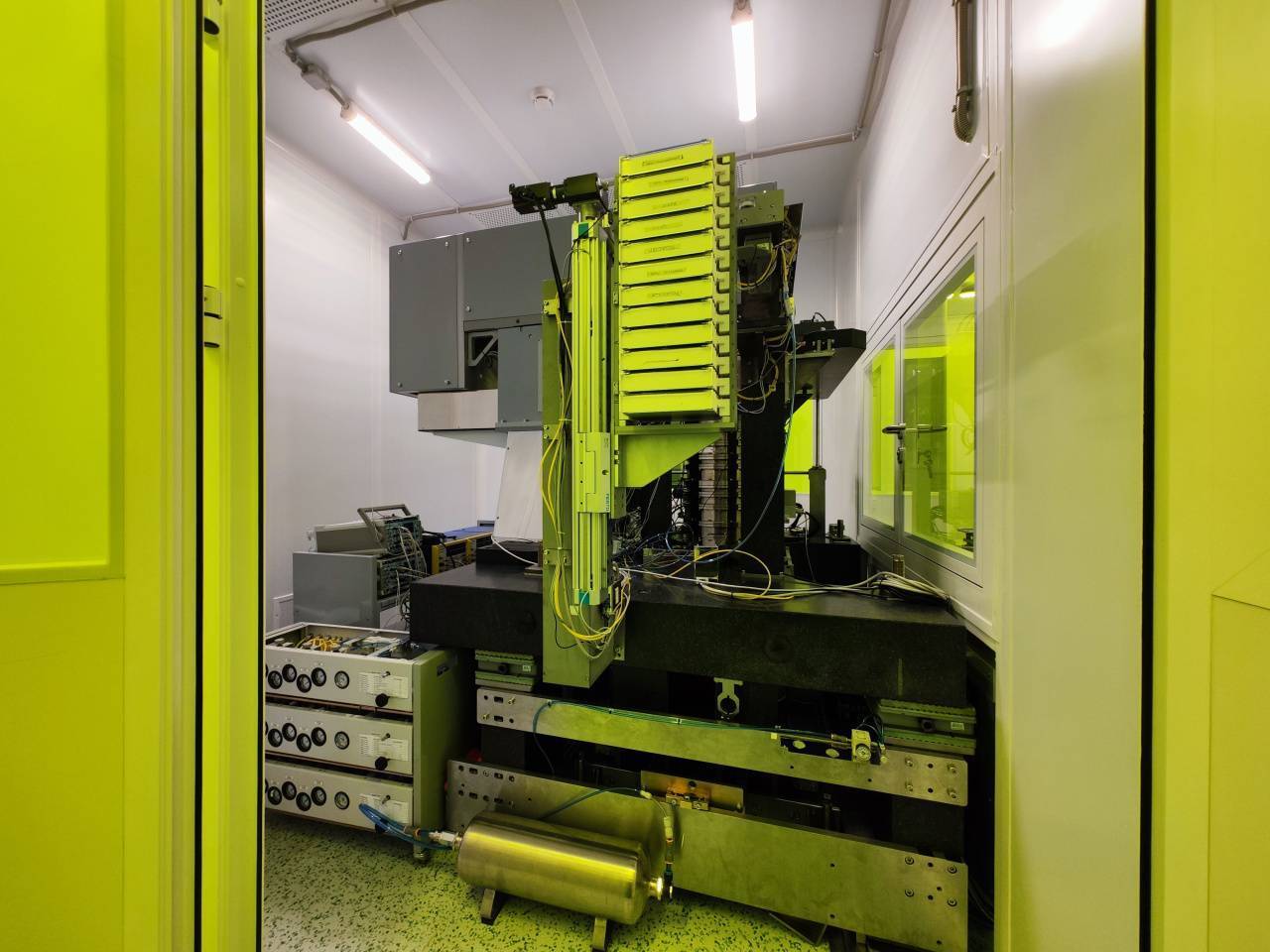 The development of lithographic technologies was discussed at a meeting of the Scientific Council of ONIT RAS with the participation of a resident of the Technopolis Moscow SEZ.