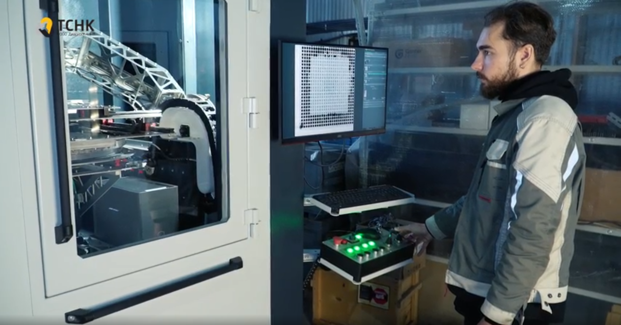The first microfocus X-ray device in Russia began to be produced in the SEZ of Moscow.