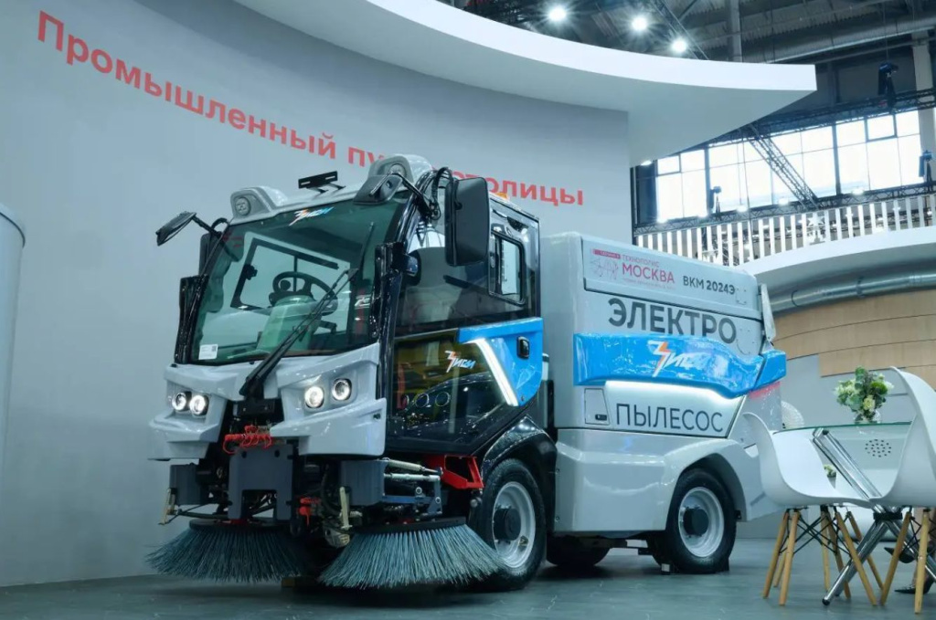 Approximately 15 residents of the Moscow SEZ took part in the international exhibition