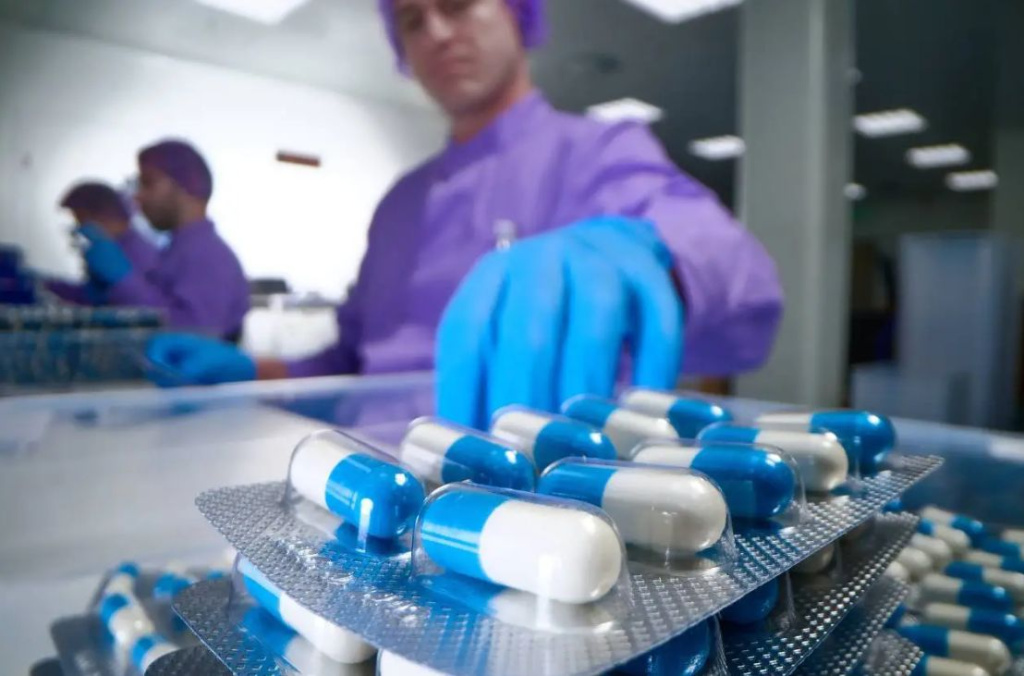Drug manufacturers from Moscow's Special Economic Zone have invested nearly 66 billion rubles into the city's economy