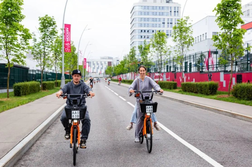 A Bike Tour Around the Rudnevo Site: Sports and the Industrial Landscape of the Capital