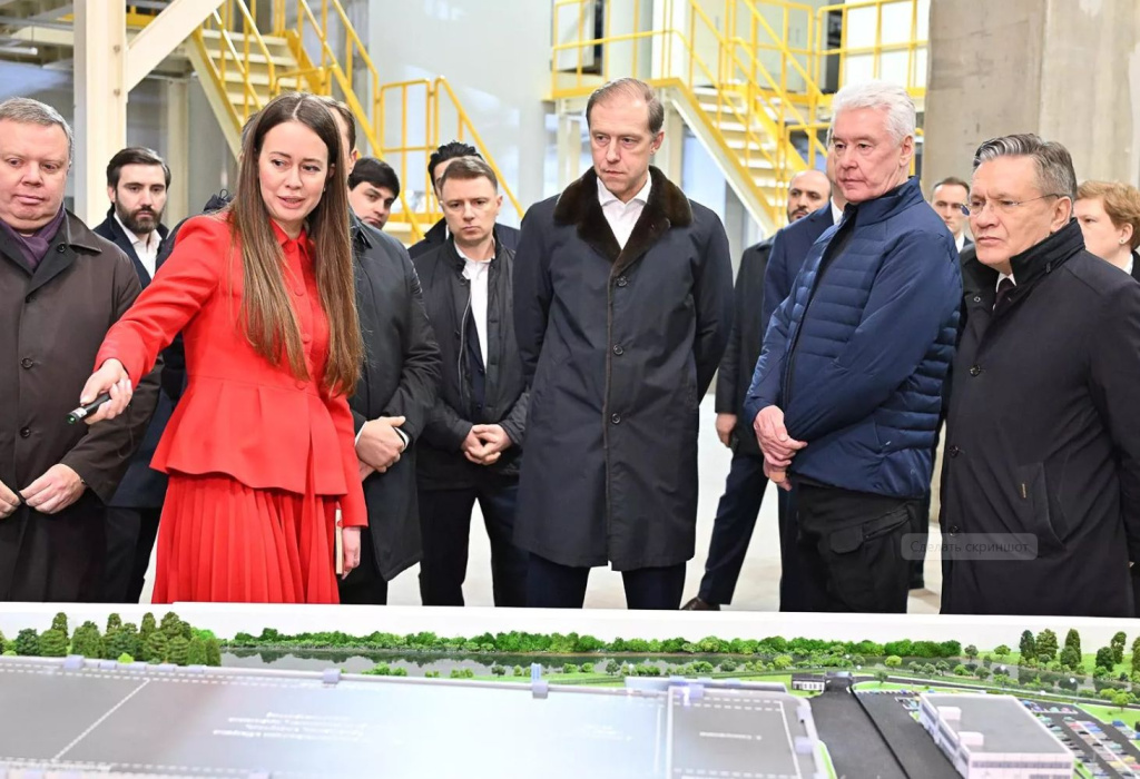 Sergei Sobyanin and Denis Manturov assessed the progress of construction of Russia's largest battery factories