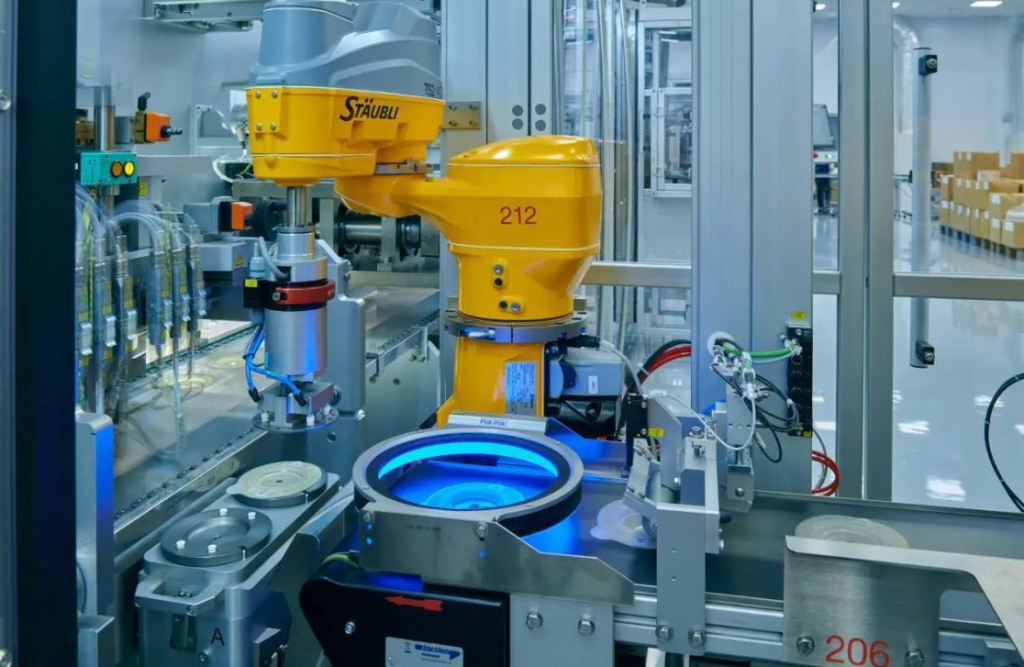 Residents of Moscow's Special Economic Zone have invested nearly 10 billion rubles in the production of medical equipment