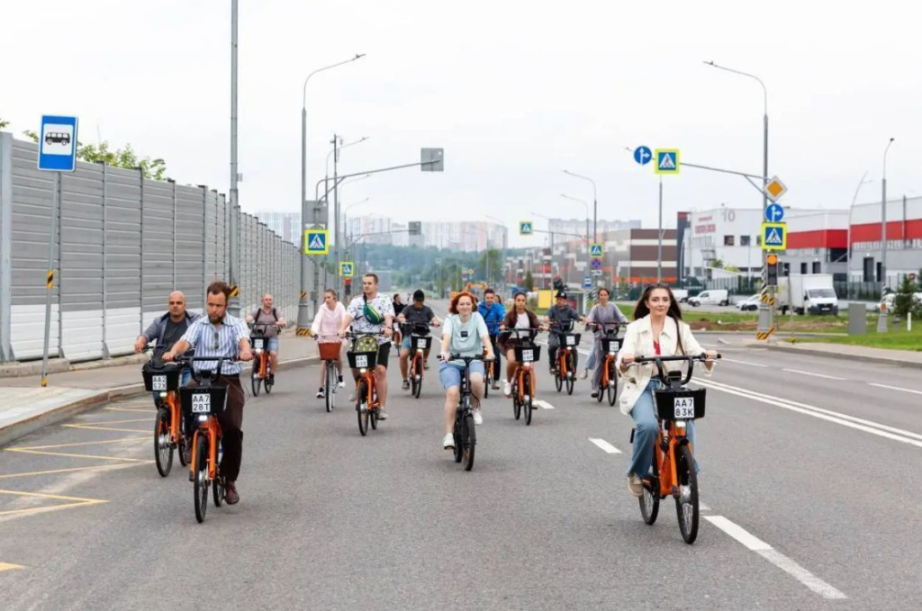 A Bike Tour Around the Rudnevo Site: Sports and the Industrial Landscape of the Capital