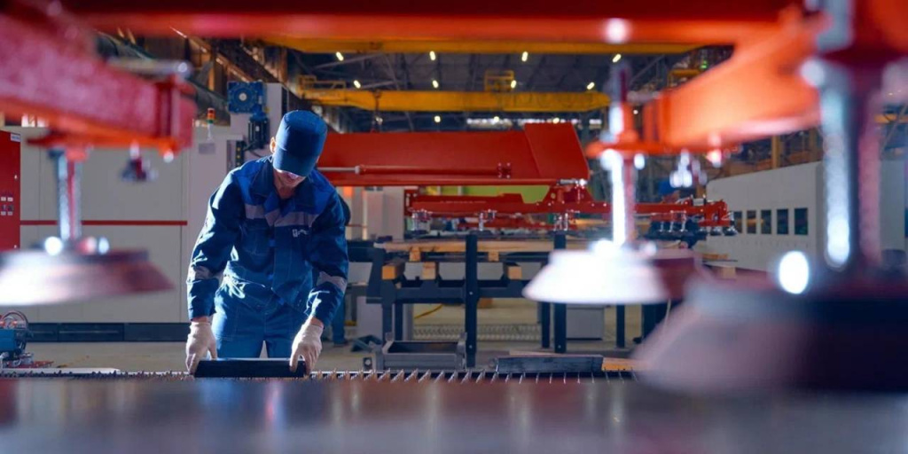 KMZ elevators are among the key solutions for new industrial sites in the capital