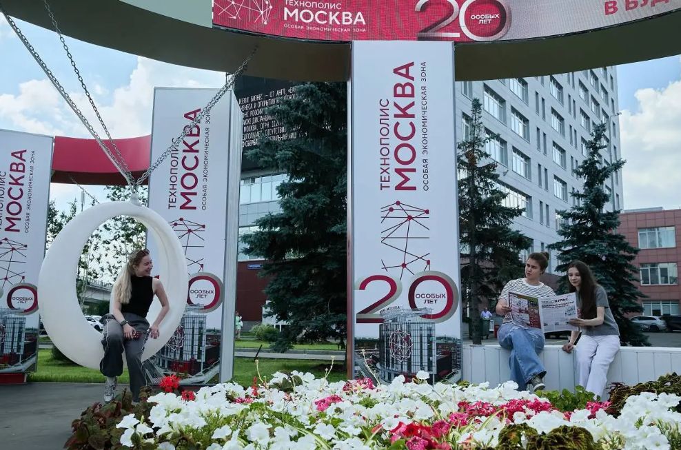 Art objects and a mobile gallery: how the Moscow SEZ is developing social infrastructure