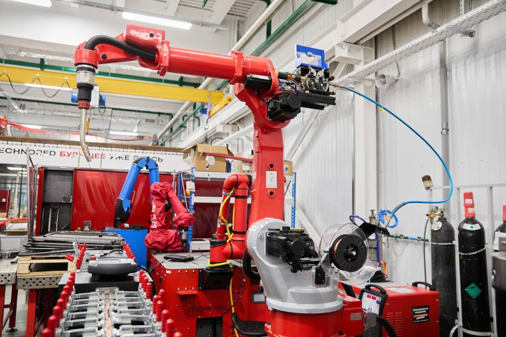 Technopolis Moscow SEZ resident transferred robot software to Astra Linux