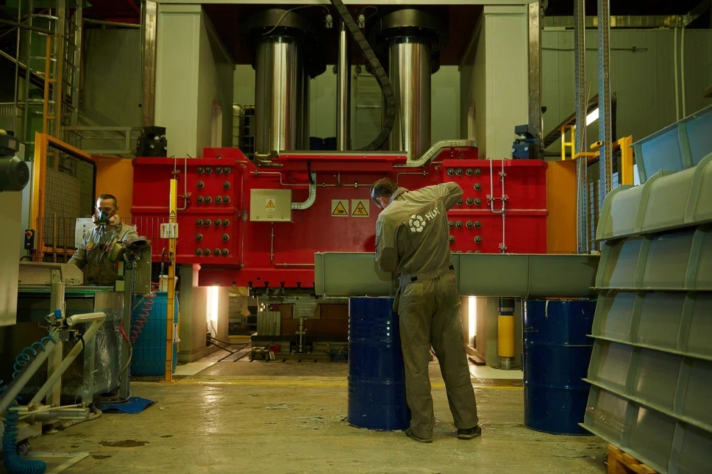 A resident of the capital's special economic zone helped to reconstruct the Astrakhan bridge